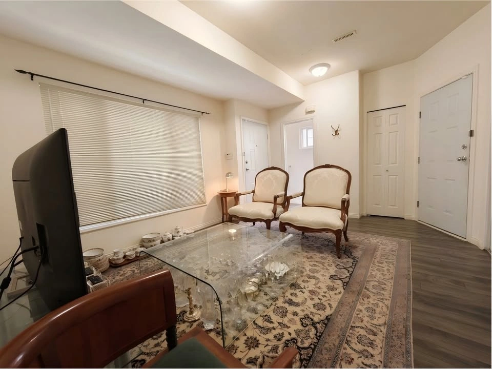 3 Beds 3 Baths Townhouse - photo 3