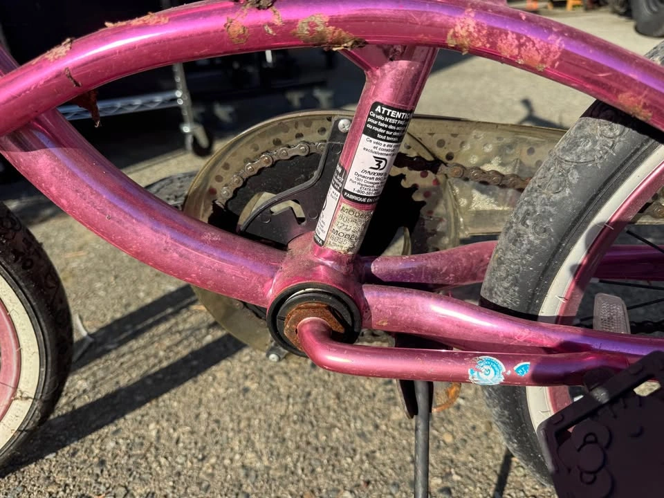 18” Hello Kitty Kids Bike 🚲 - photo 2