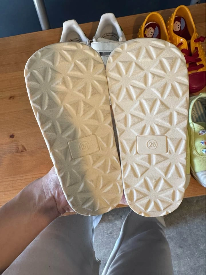 Toddler shoes all for $20 - photo 2