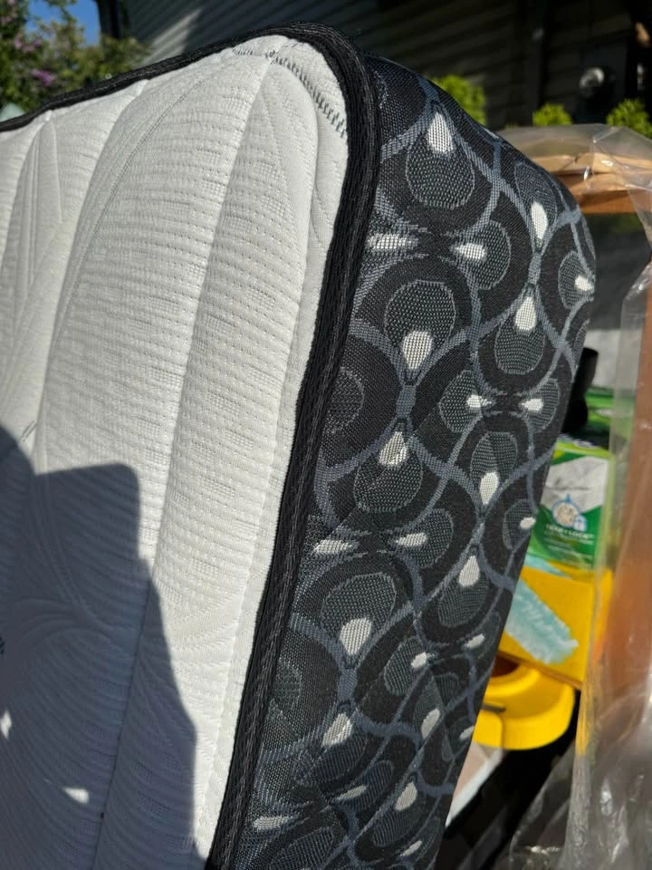 Double Size Mattress - photo 3