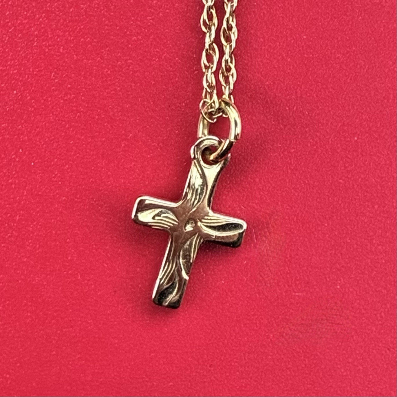 Vintage 14K Gold Plated Cross Pendant Necklace - photo 5