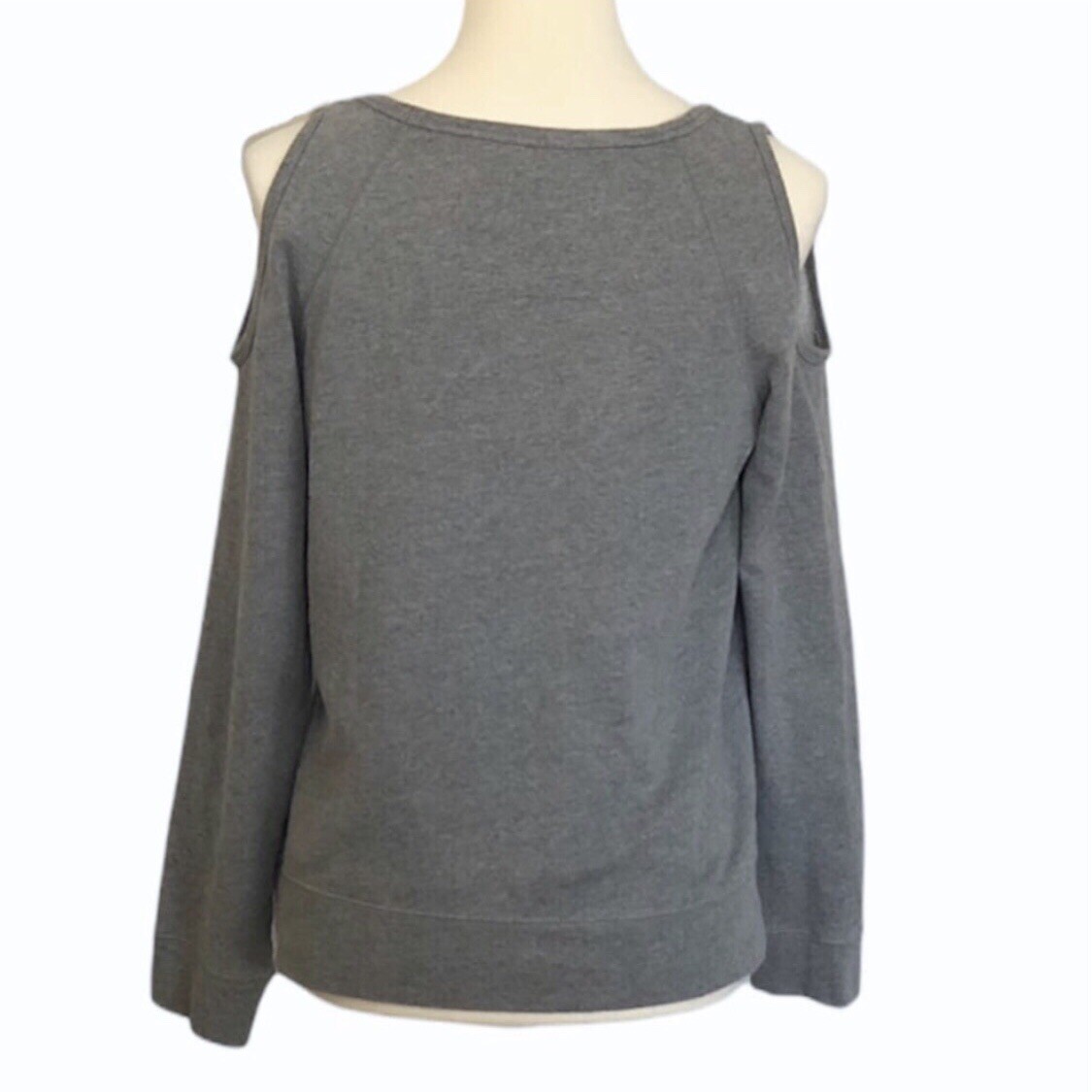 Maurices Cold Shoulder Solid Gray Pullover Sweatshirt Size Mediu - photo 4