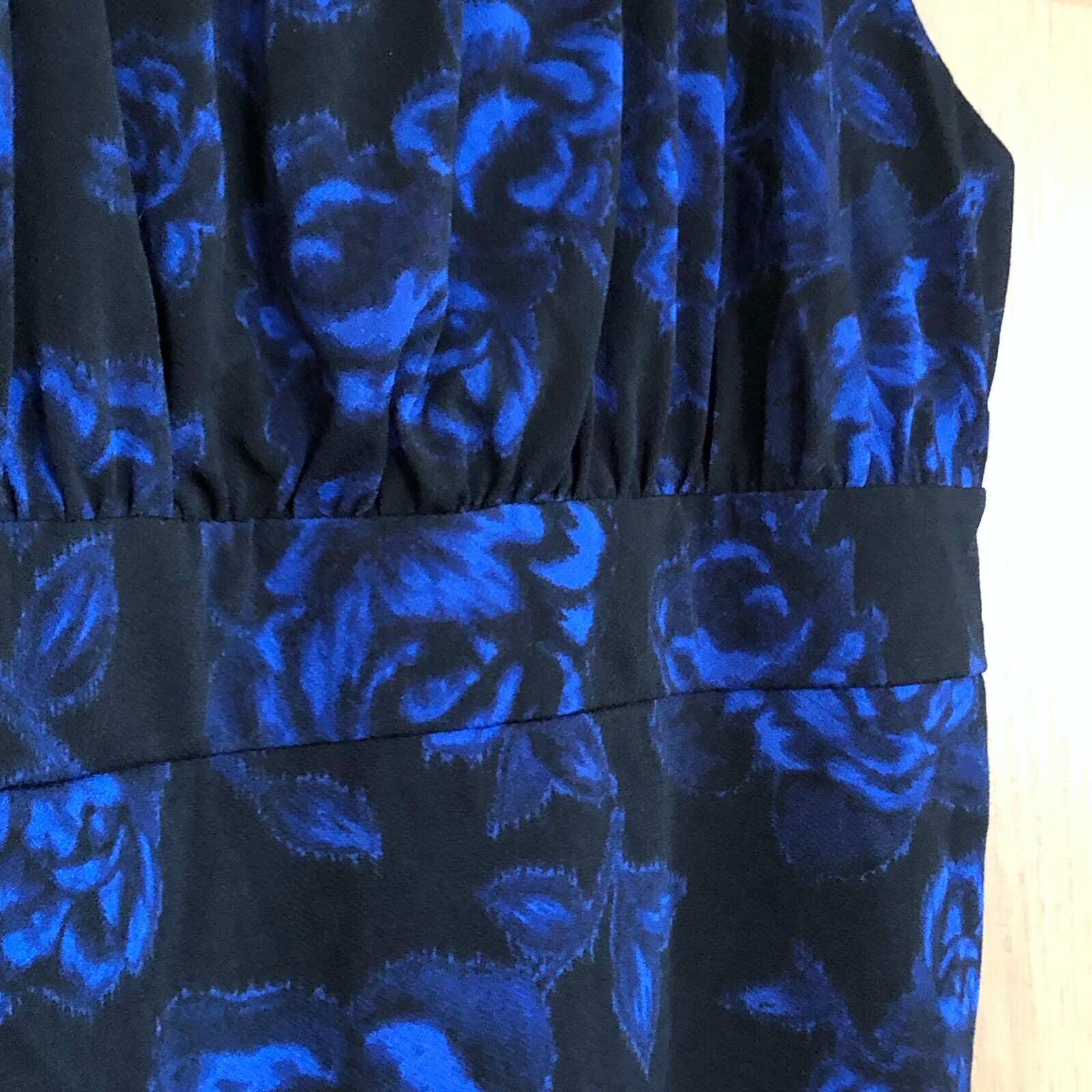 Ann Taylor Ruched Bust Sleeveless Black and Royal Blue Tank Top - photo 4