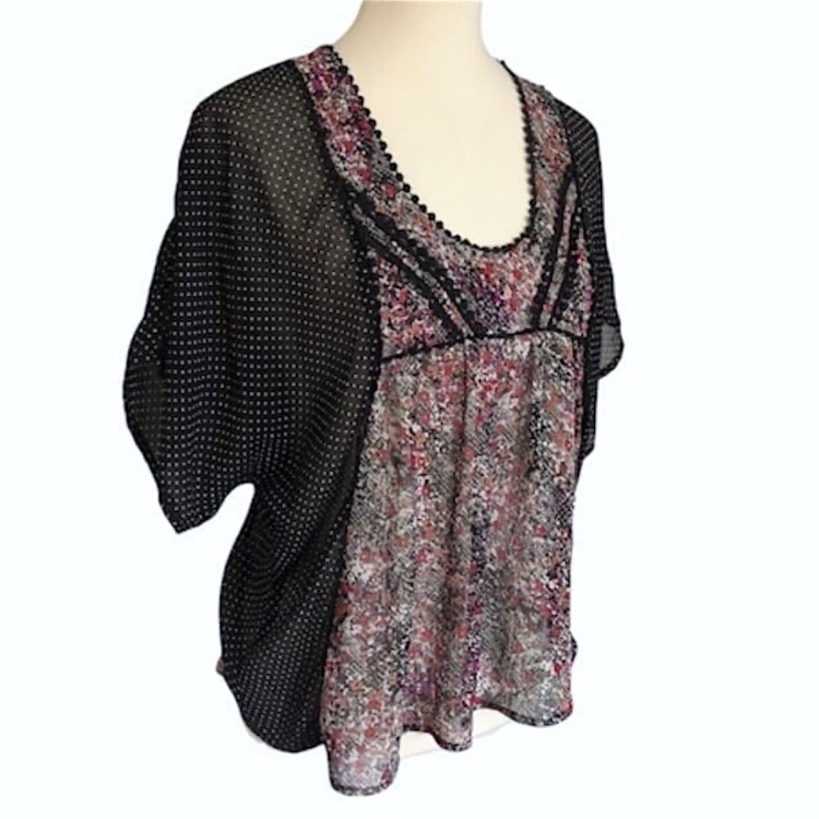 Xhilaration Sheer Floral Polka Dot Top - Size M - photo 3