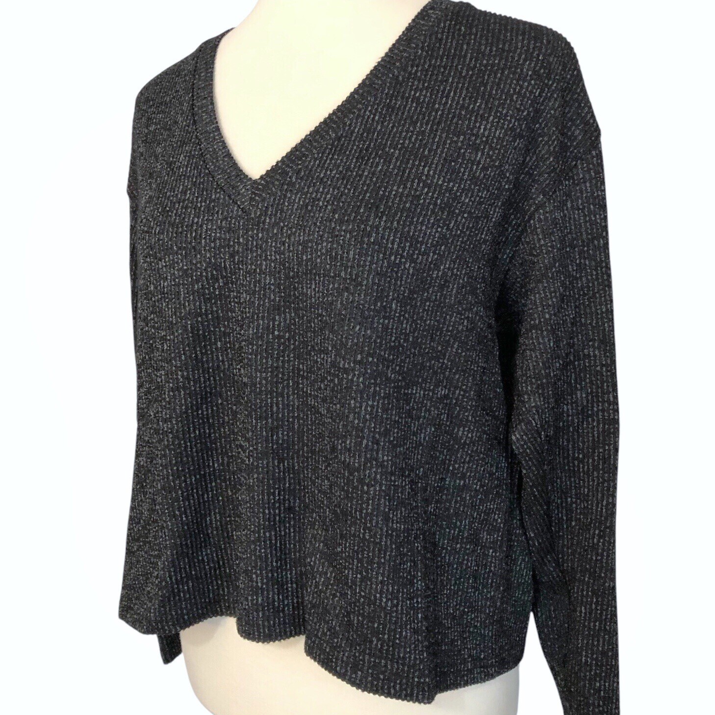 Time and Tru Women's V-Neck Knit Top/Sweater Charcoal M - photo 3