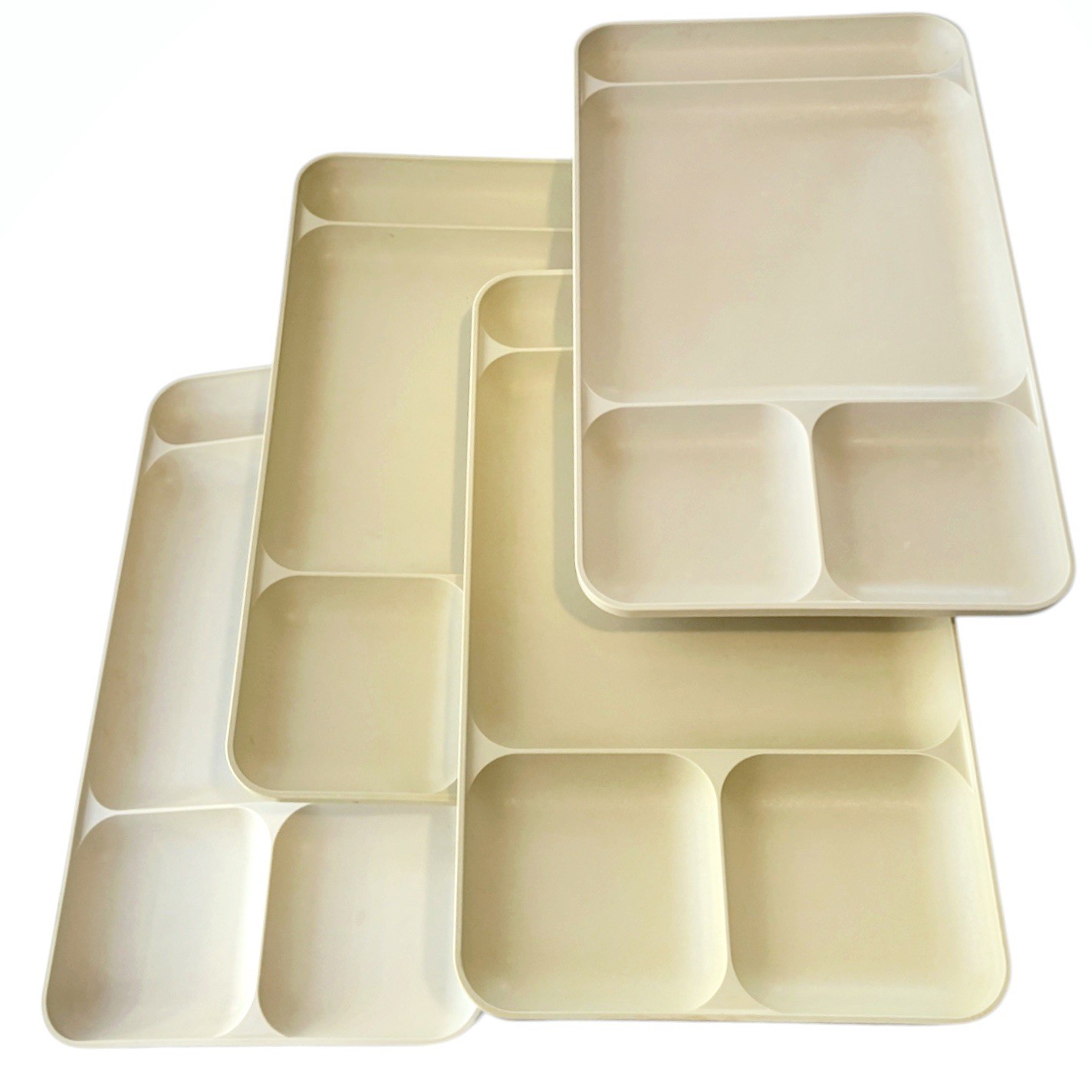 Tupperware Divided Lunch Trays Set of Four 15" x 9" - photo 4