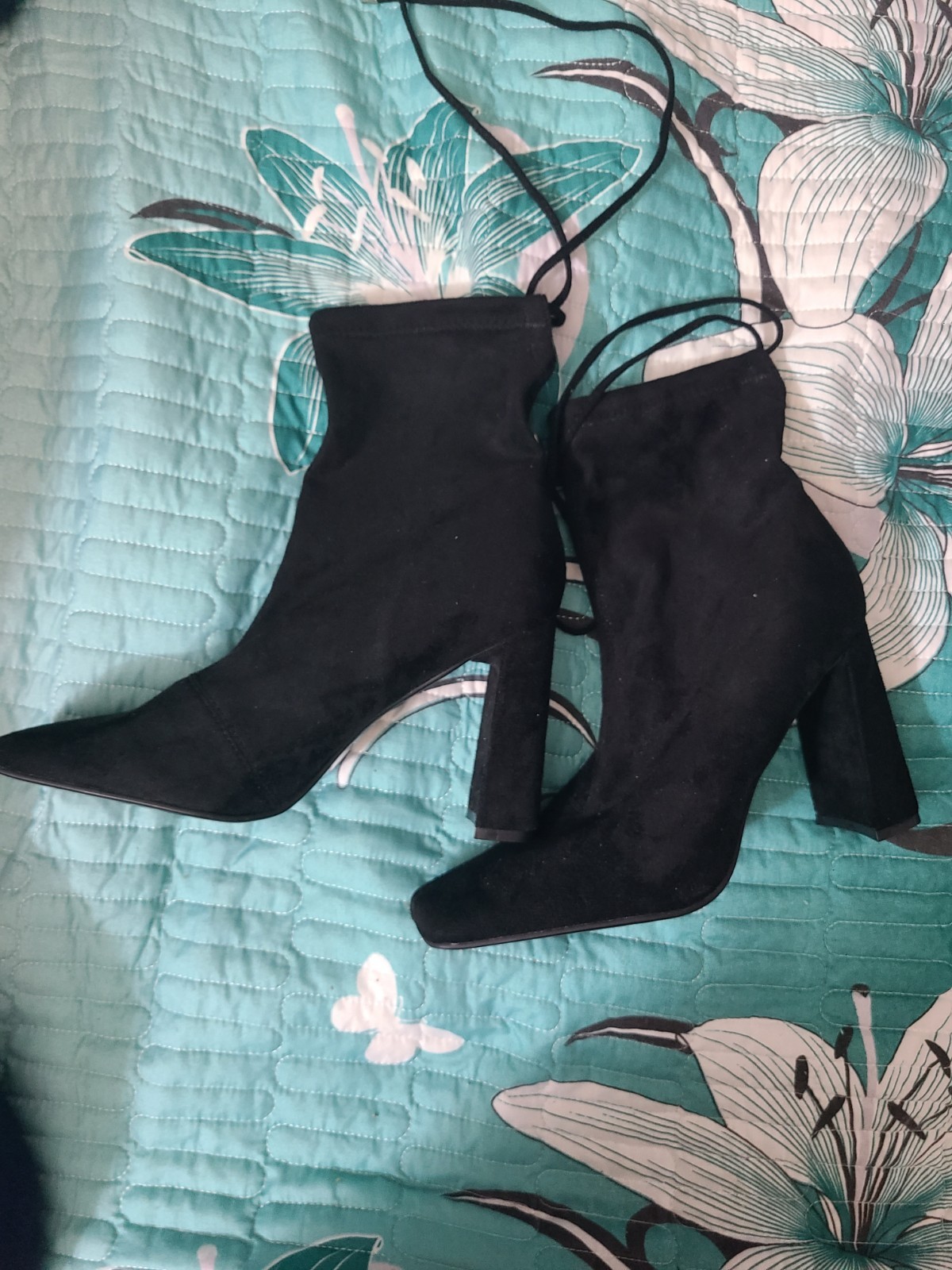 Cape Robbin Black Suede Booties Women's Size 9 New No Box - photo 4