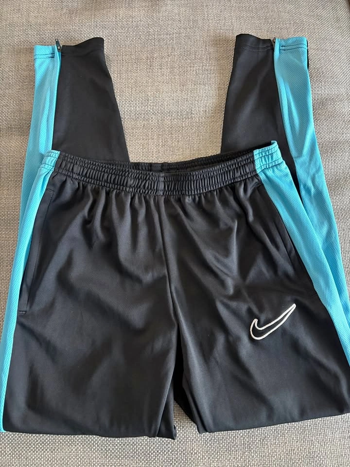 Nike Men's Dri-FIT Academy 23 Zipped Pants ~ Size Small⚽️
