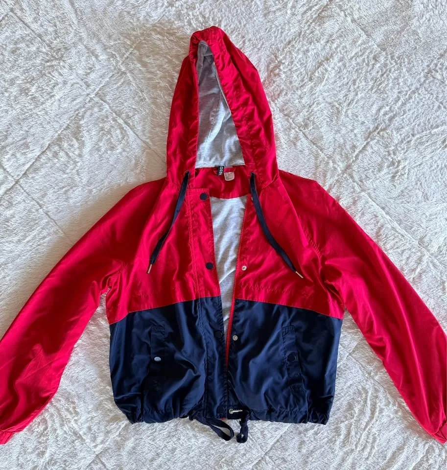 Sporty Windbreak & Athletic Shorts Set - photo 4