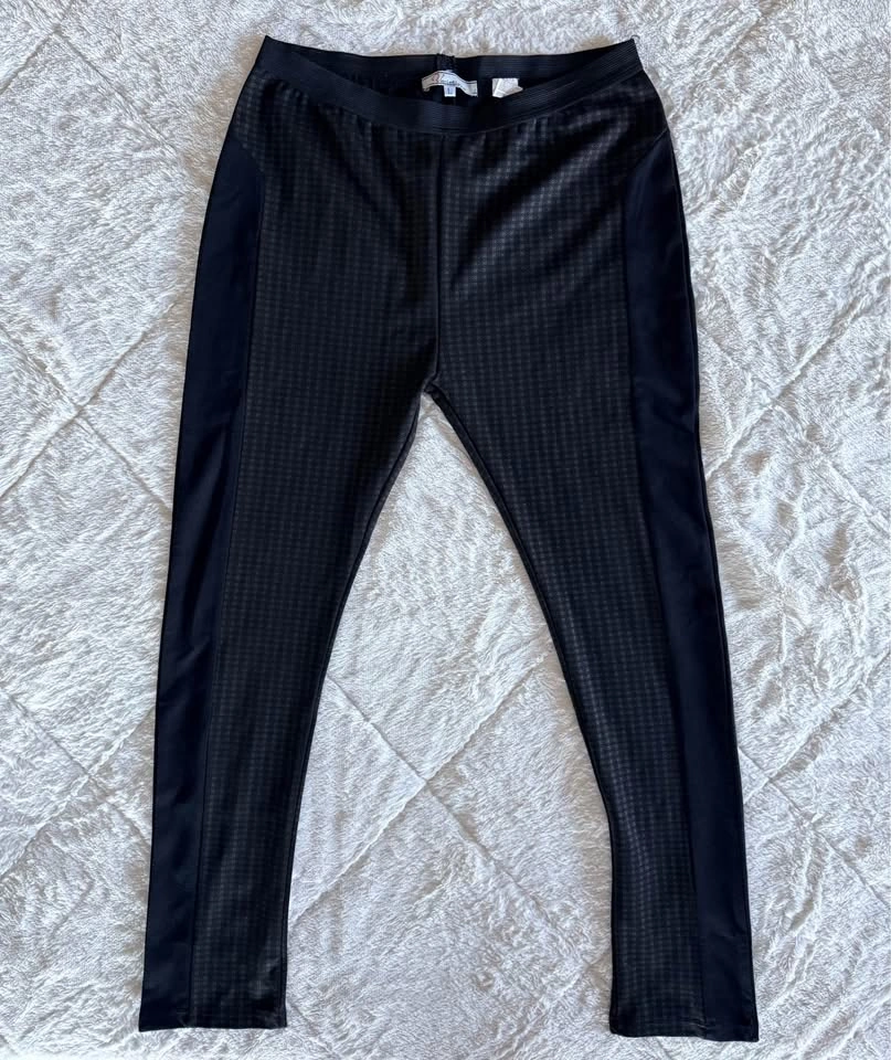 Women’s Leggings Bundle - photo 2