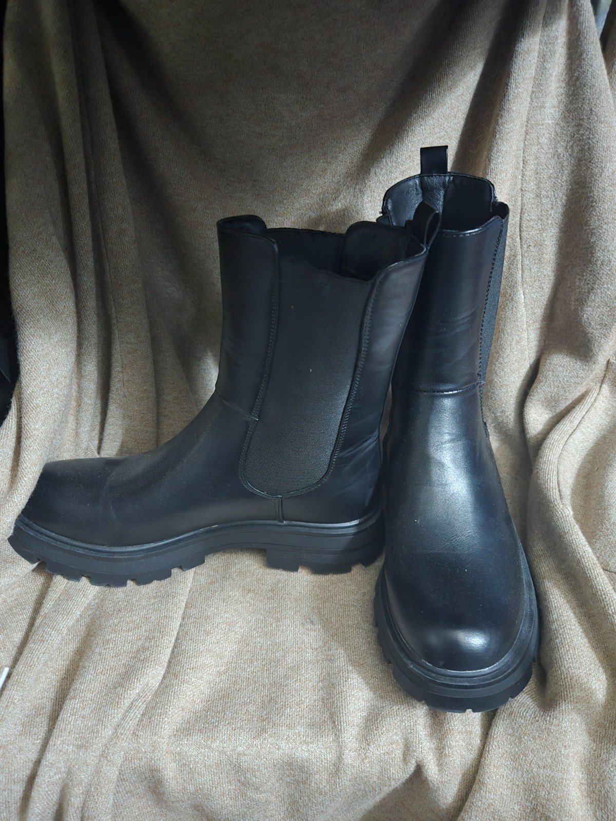 Women's Black Chelsea Boots Size 8 - Brand New - photo 3