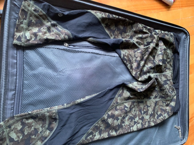 Lulu capris size 6 - photo 2