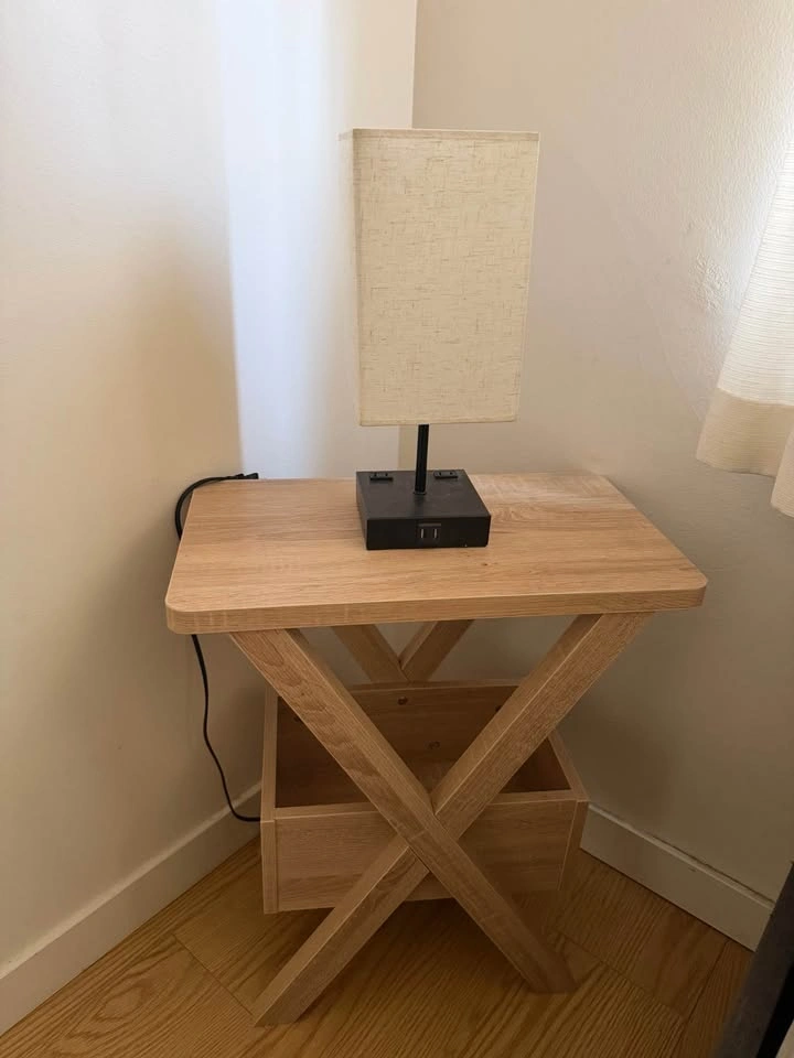 Oak-Style Side Table with Lamp & USB Ports - photo 2
