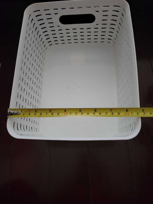 White Plastic Basket - photo 3