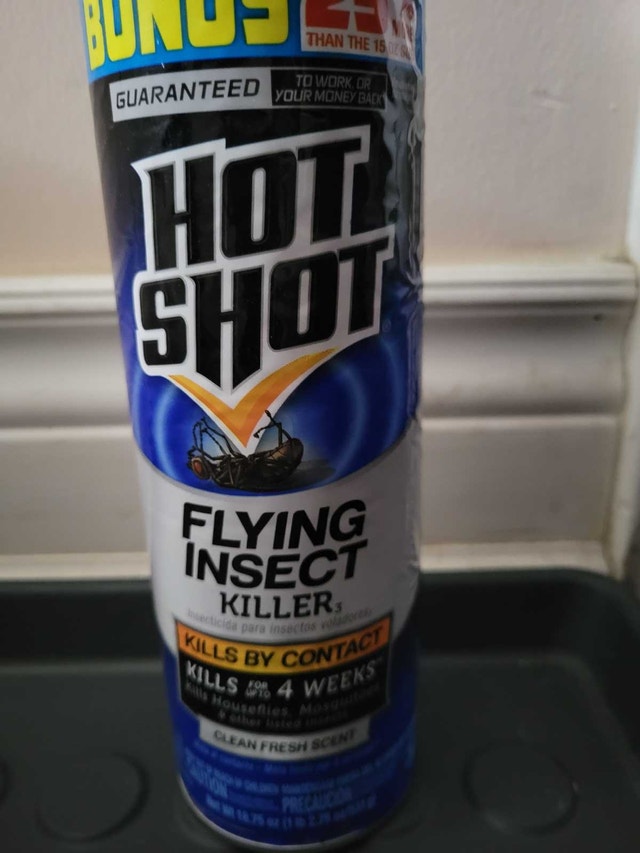 Hot Shot Flying Insect Killer - photo 2
