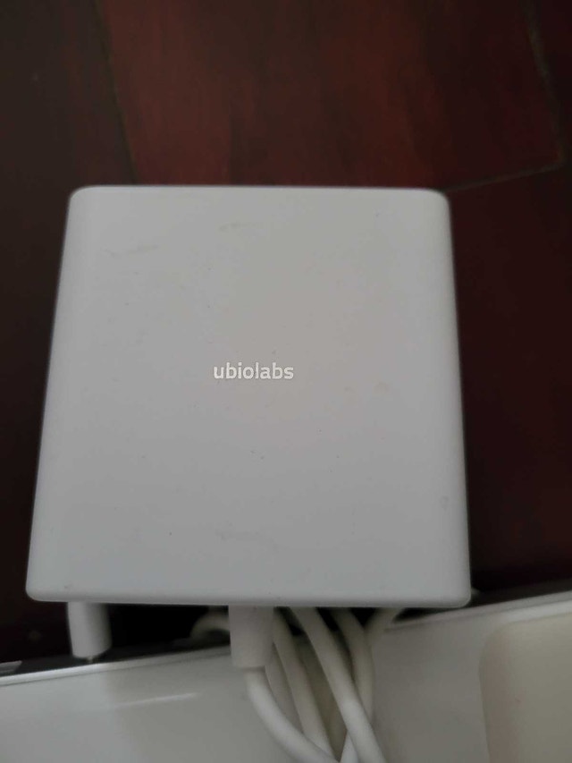 Ubiolabs Wireless Charging Stand - photo 2