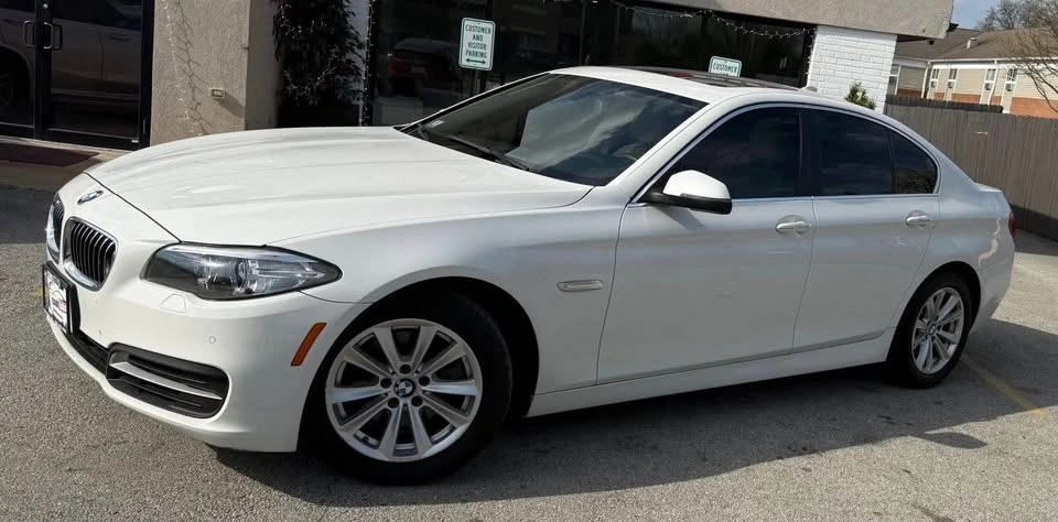 2014 BMW 5 Series 528i xDrive Sedan 4D - photo 2
