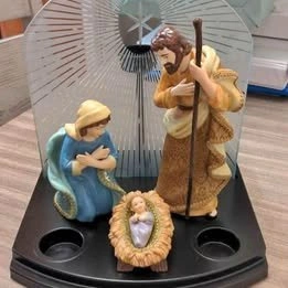 Party Lite Nativity Figurines and Creche - New in Box