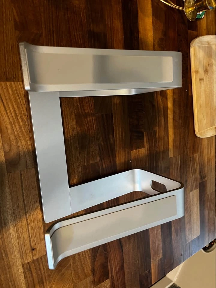 Lap top stand - photo 2