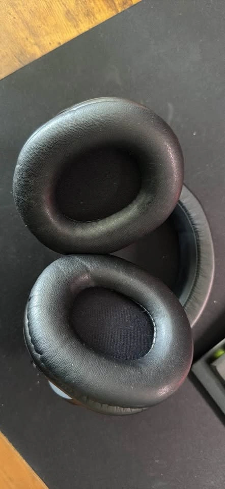 Audio Technica ATH-M50xBT2 Bluetooth Headphones - photo 2