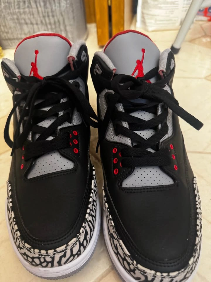 Nike Air Jordan 3 Black Cement - photo 2