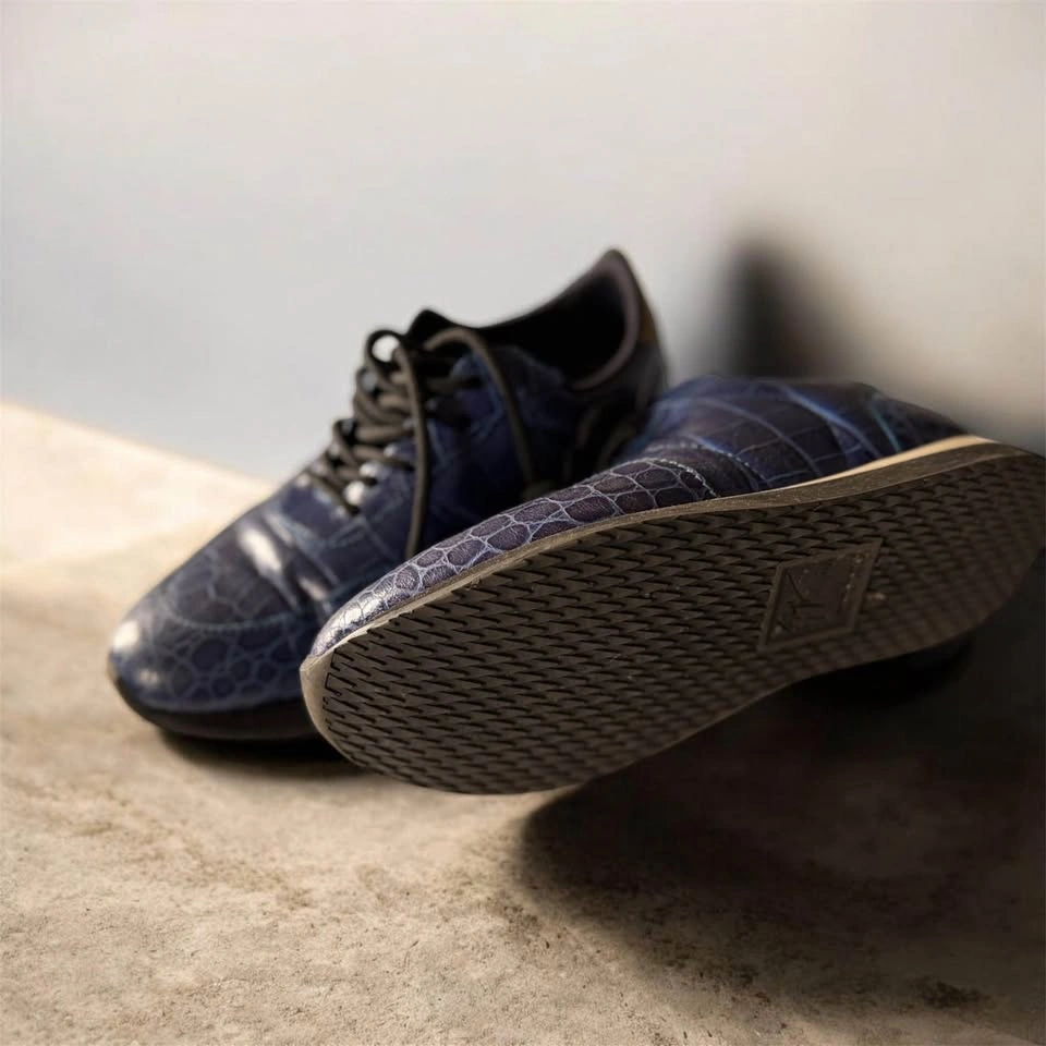 Giuseppe Zanotti Blue Crocodile Texture Sneakers - photo 3