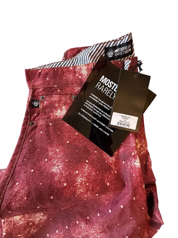 MOSTLYHEARD RARELYSEEN Red Star Print Jeans Size 34 New With tag - photo 3
