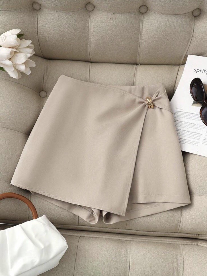 Shein Women's Beige Culottes Shorts, Buckle Accent, Zip, Size L - photo 3