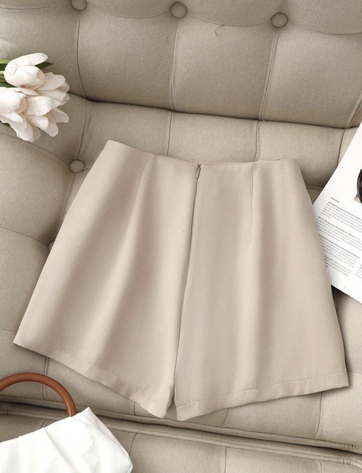 Shein Women's Beige Culottes Shorts, Buckle Accent, Zip, Size L - photo 5