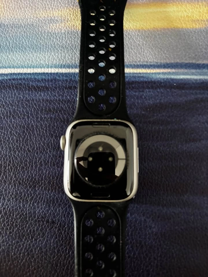 Apple Watch Series 7 GPS + Cellular 41mm - photo 2