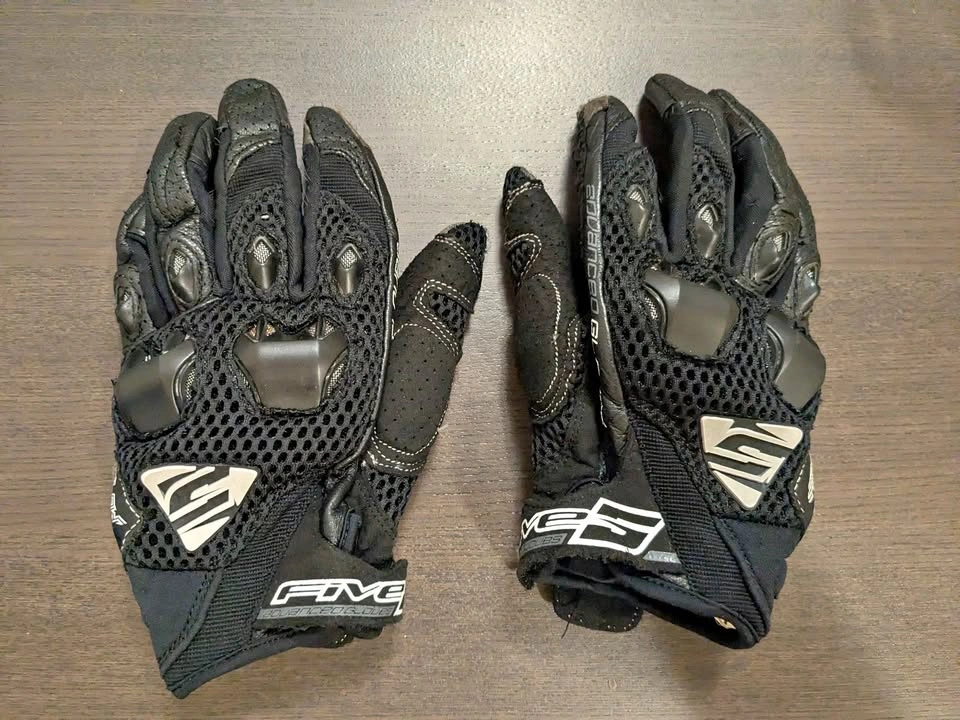 Five Moto Gloves