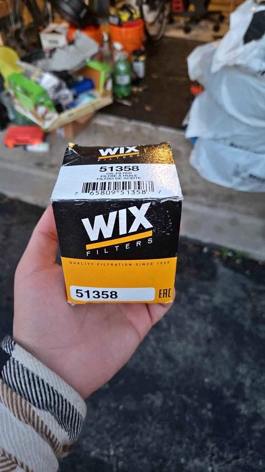 Wix 51358 oil filter