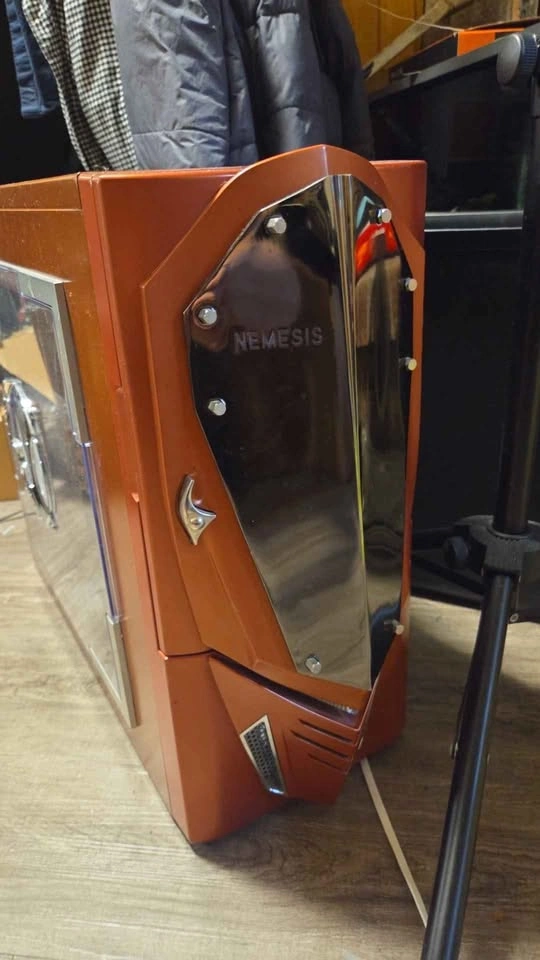 NZXT Nemesis classic computer case - photo 2