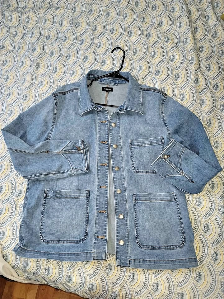 Women Denim Jacket size Large ladies jacket