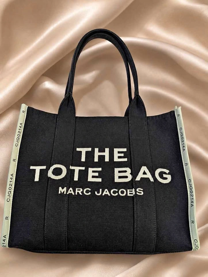 Authentic Marc Jacobs The Tote Bag Jacquard Black