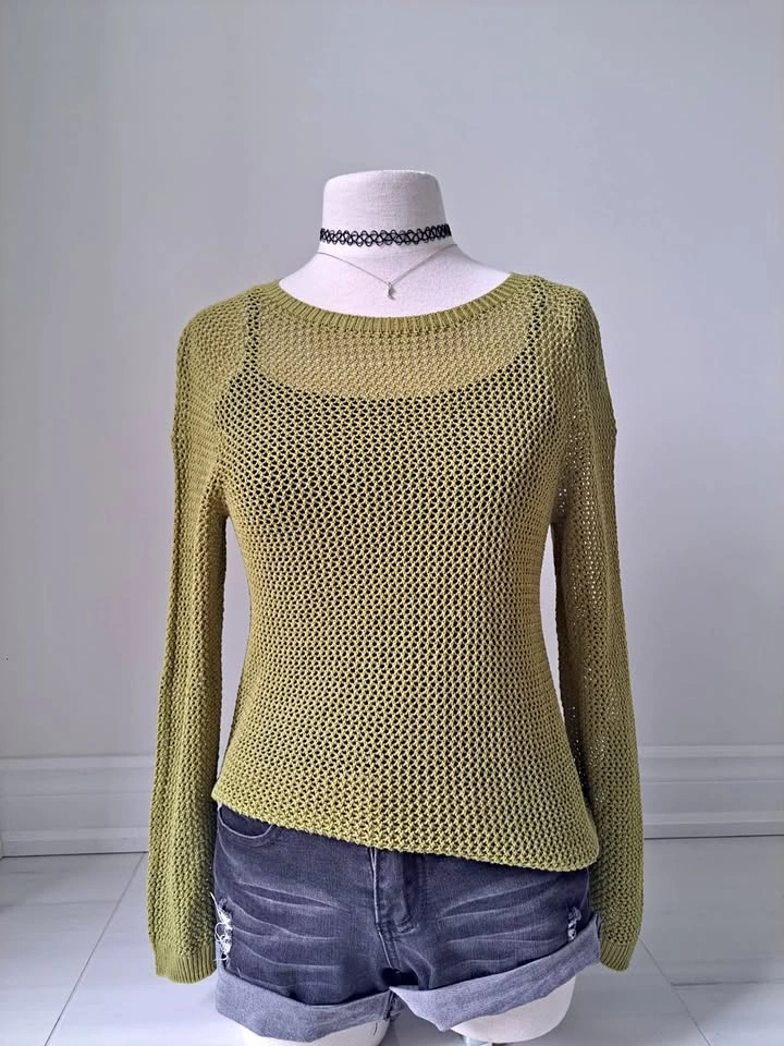 💚 Pistachio Green Knit Mesh Sweater – Lightweight Layering Top