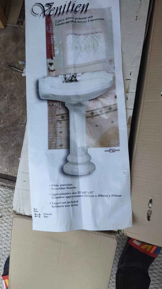 White Porcelain 2 Piece Pedestal Sink - photo 2