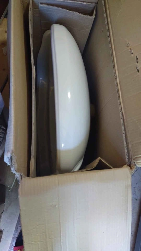 White Porcelain 2 Piece Pedestal Sink - photo 4