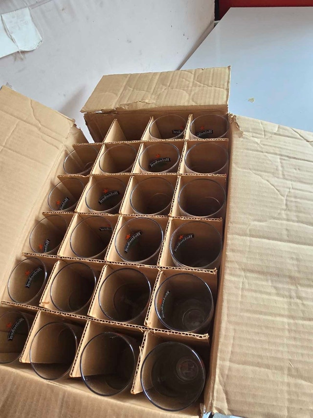 22 Heineken Glasses - photo 3