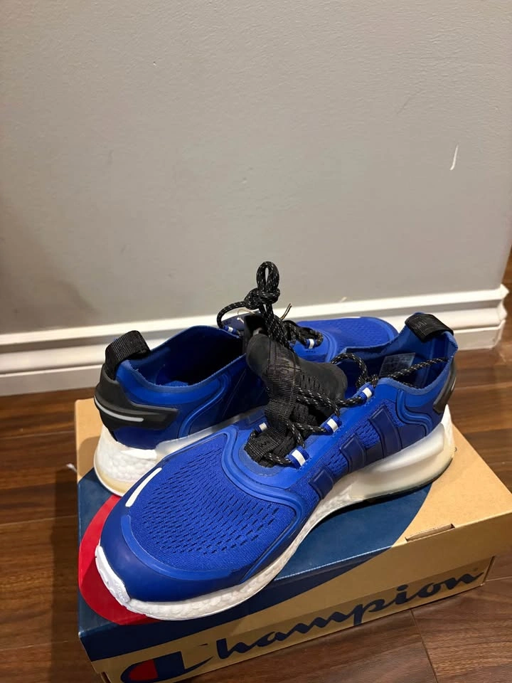 Adidas Running Shoes Size 9.5 - photo 3
