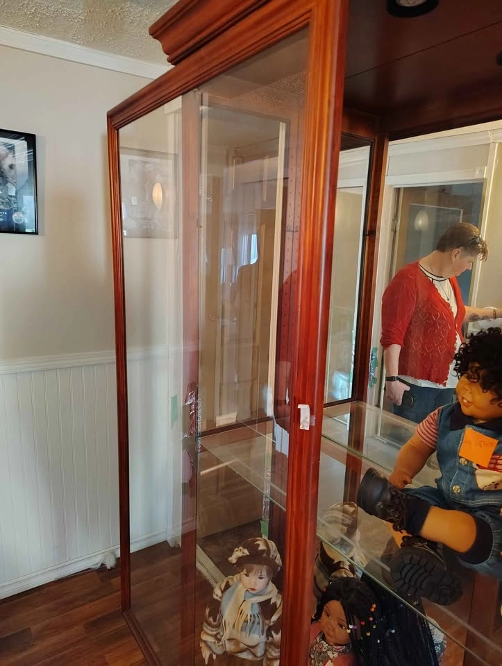 Glass Cabinet with Sliding Door - photo 2