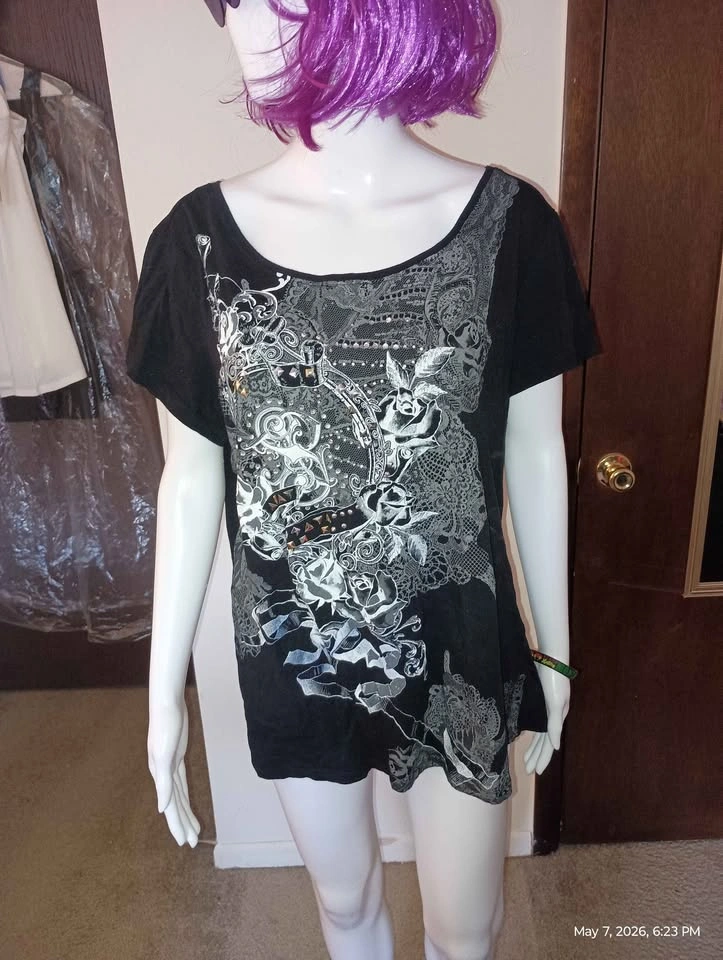 Woman's 2x blouse - photo 2