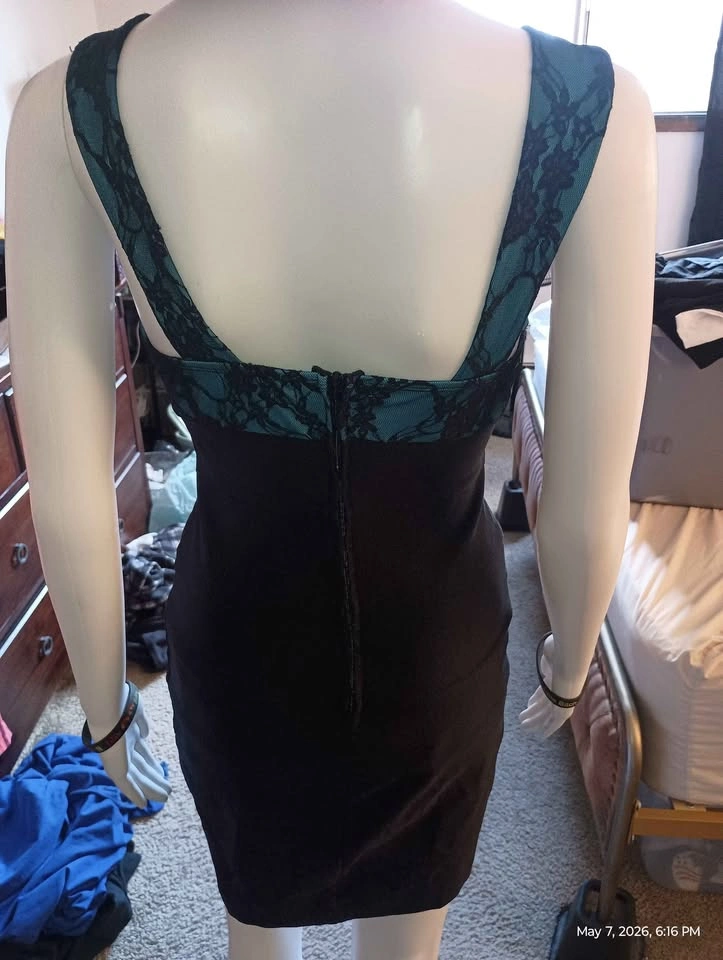 Like new size 3 cocktail dress - photo 3