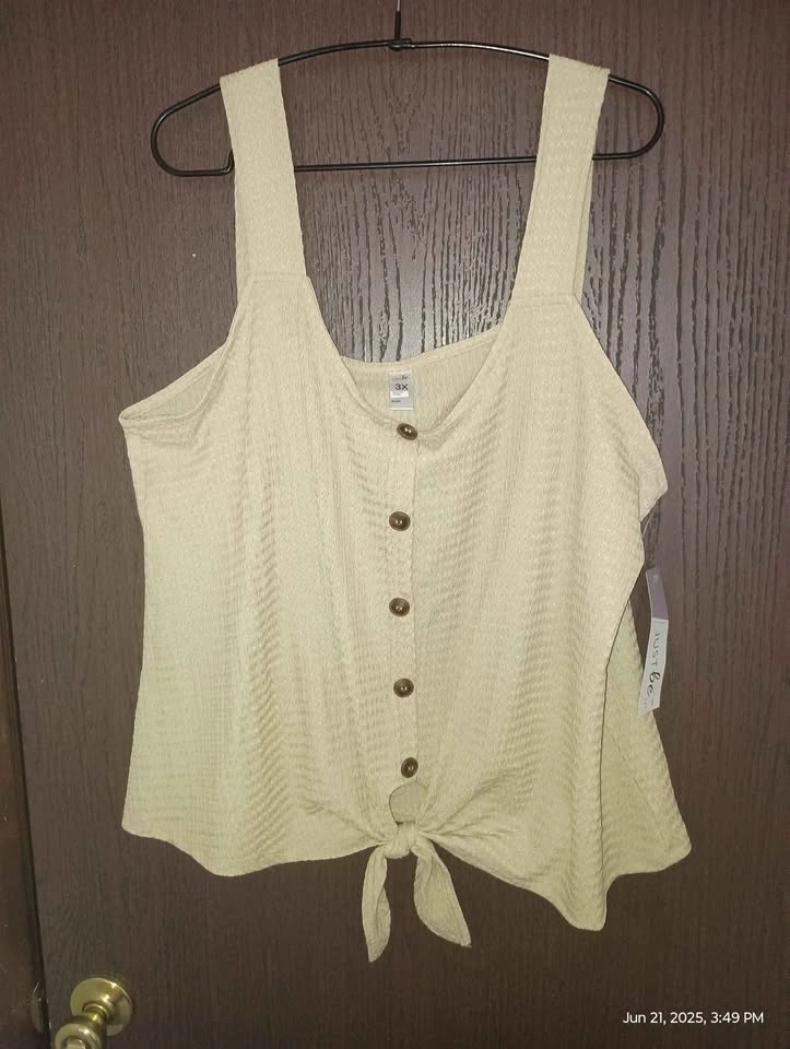 $8 Women's 3X Cream Tank Top NWT