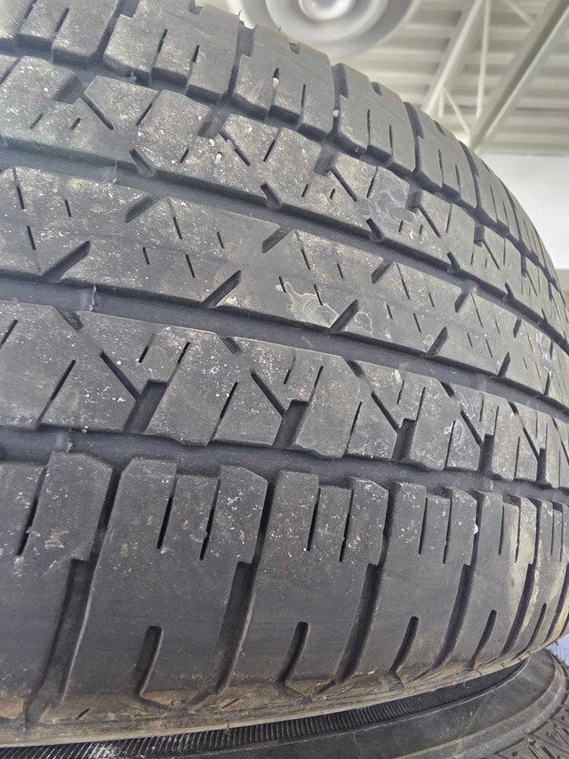 235 60 17 Toyota Sienna Rims and All Season Rubber - photo 3
