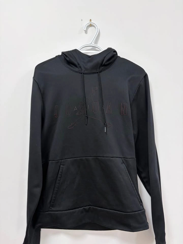 Hoodies $5 each - photo 5
