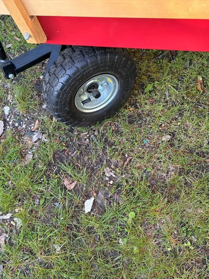 Bigfoot Panel Wagon - photo 3