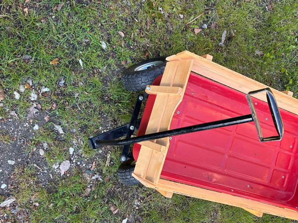 Bigfoot Panel Wagon - photo 4