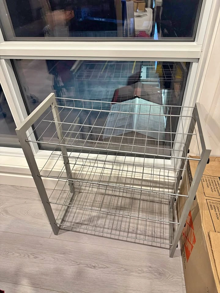 Shoe rack