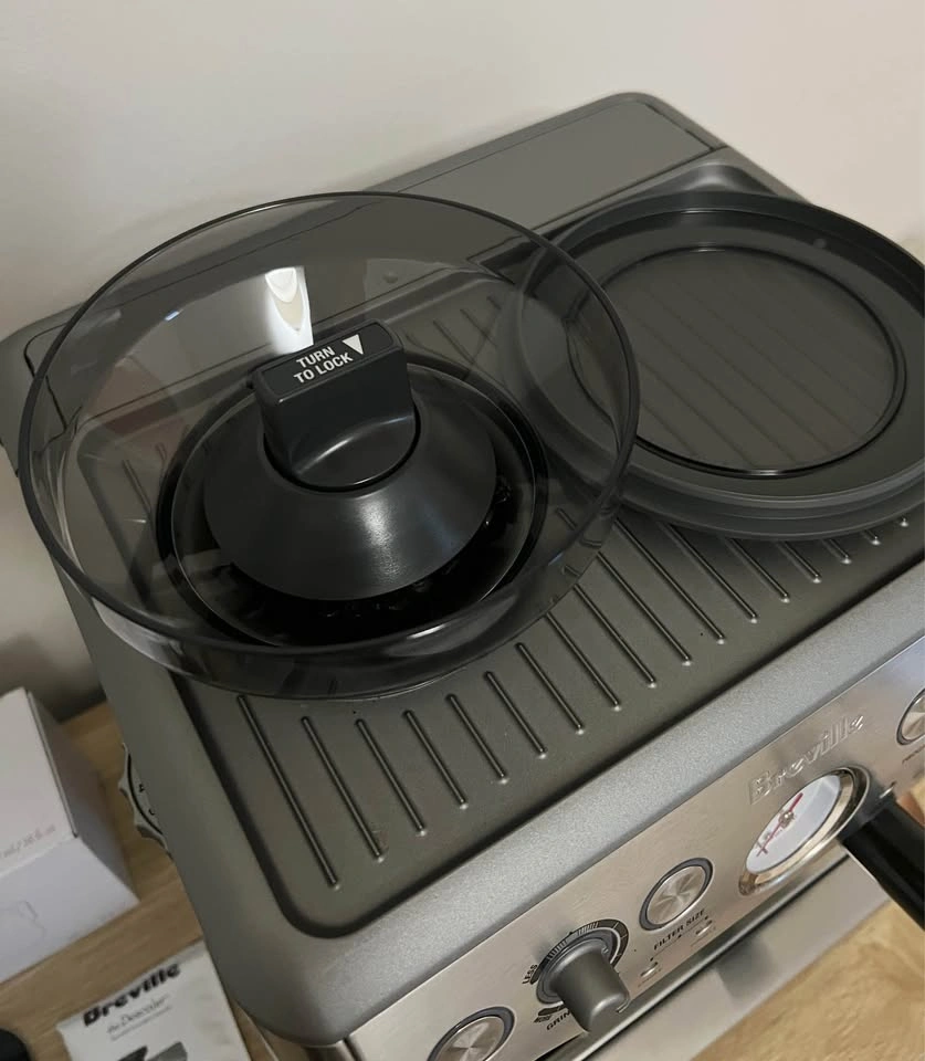 Breville Barista Express BES870XL - Used Only a Few Times - photo 5